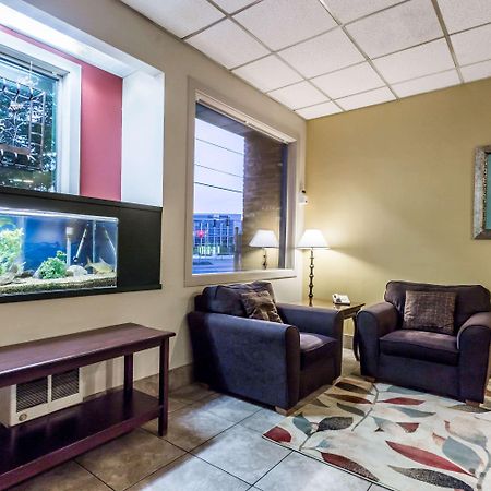 Days Inn By Wyndham Eugene Downtown/University מראה חיצוני תמונה