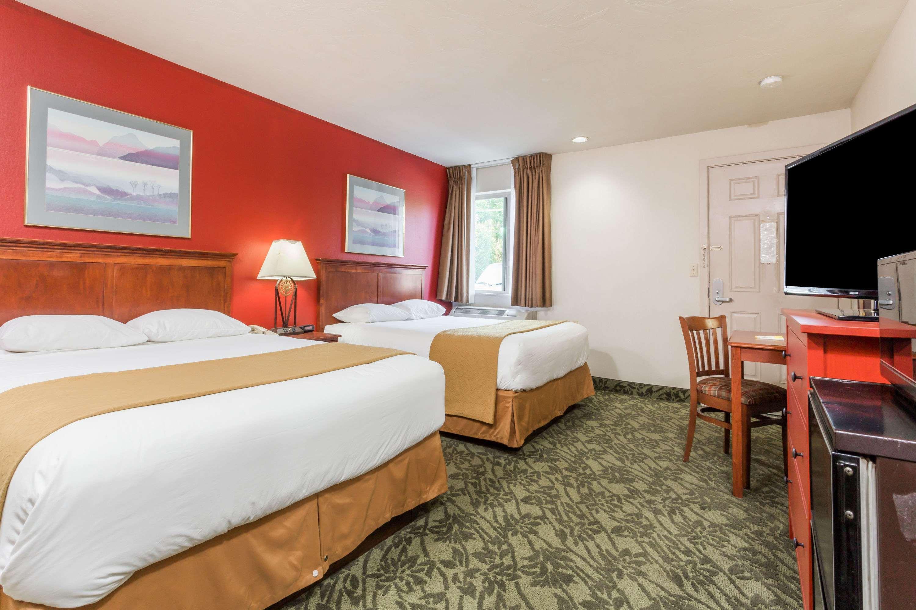Days Inn By Wyndham Eugene Downtown/University מראה חיצוני תמונה