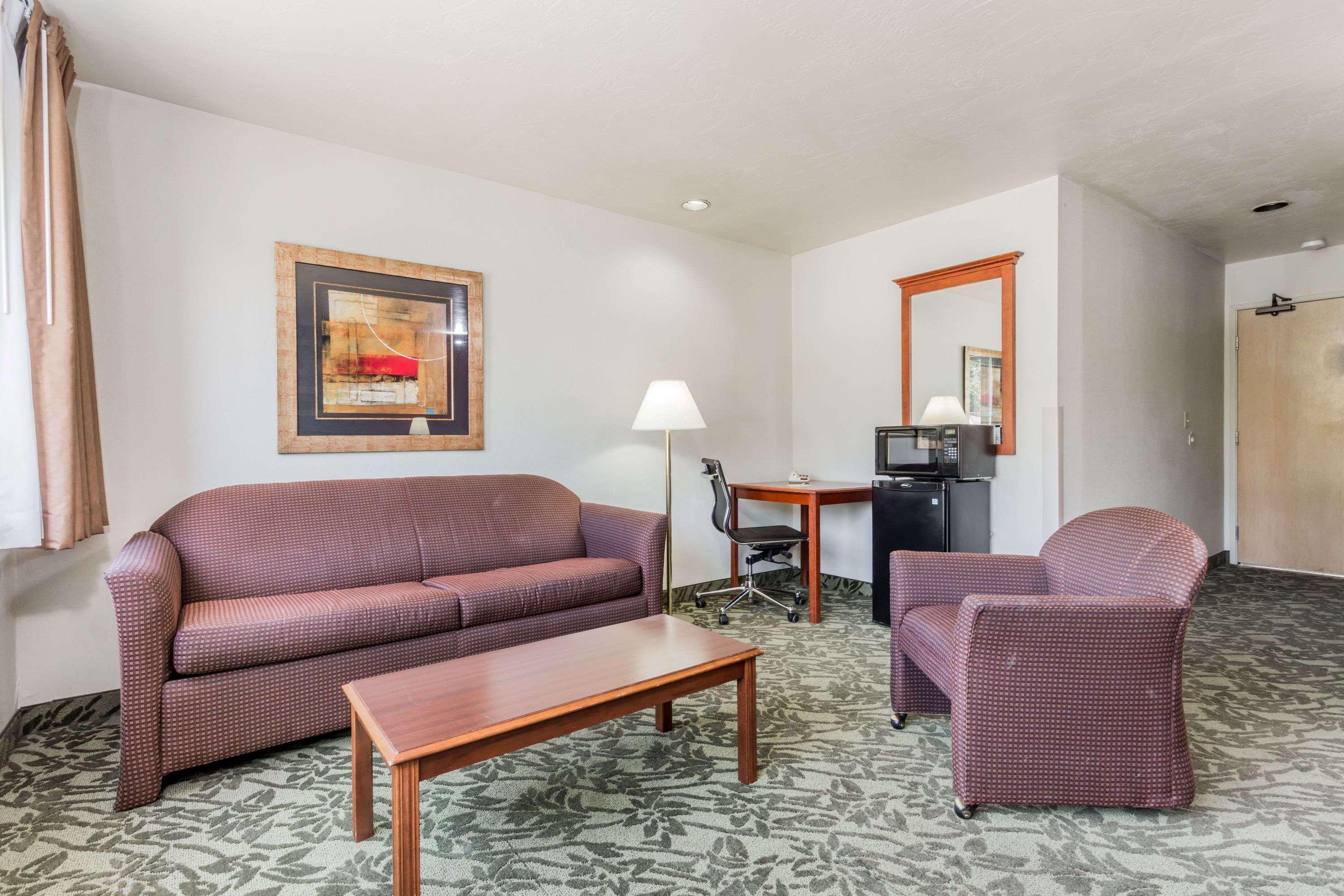 Days Inn By Wyndham Eugene Downtown/University מראה חיצוני תמונה
