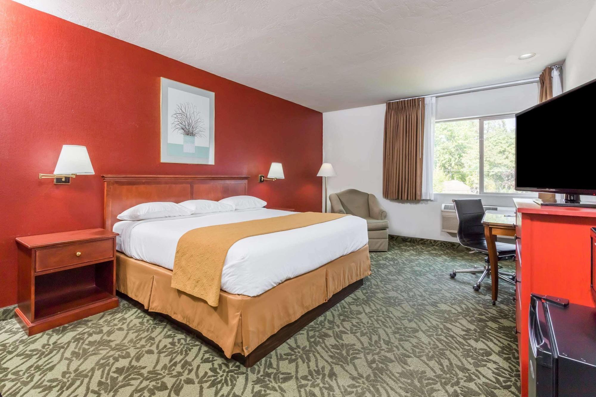 Days Inn By Wyndham Eugene Downtown/University מראה חיצוני תמונה
